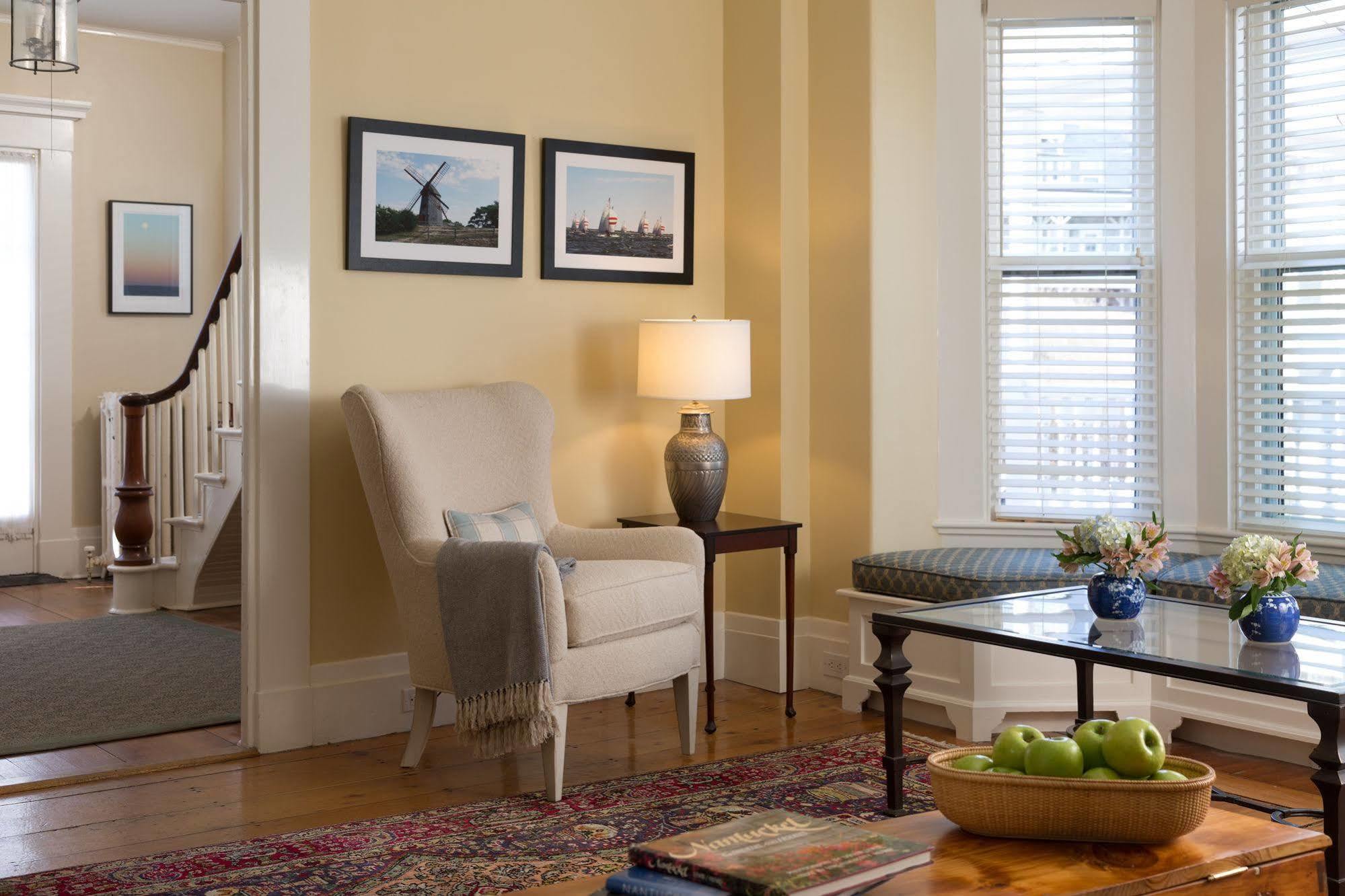 Brass Lantern Inn Nantucket Luaran gambar